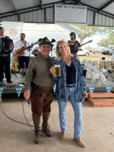 Congratulations to Sally Howes, a repeat  Women's Masskrugstemmen (Stein Holding) contest winner!